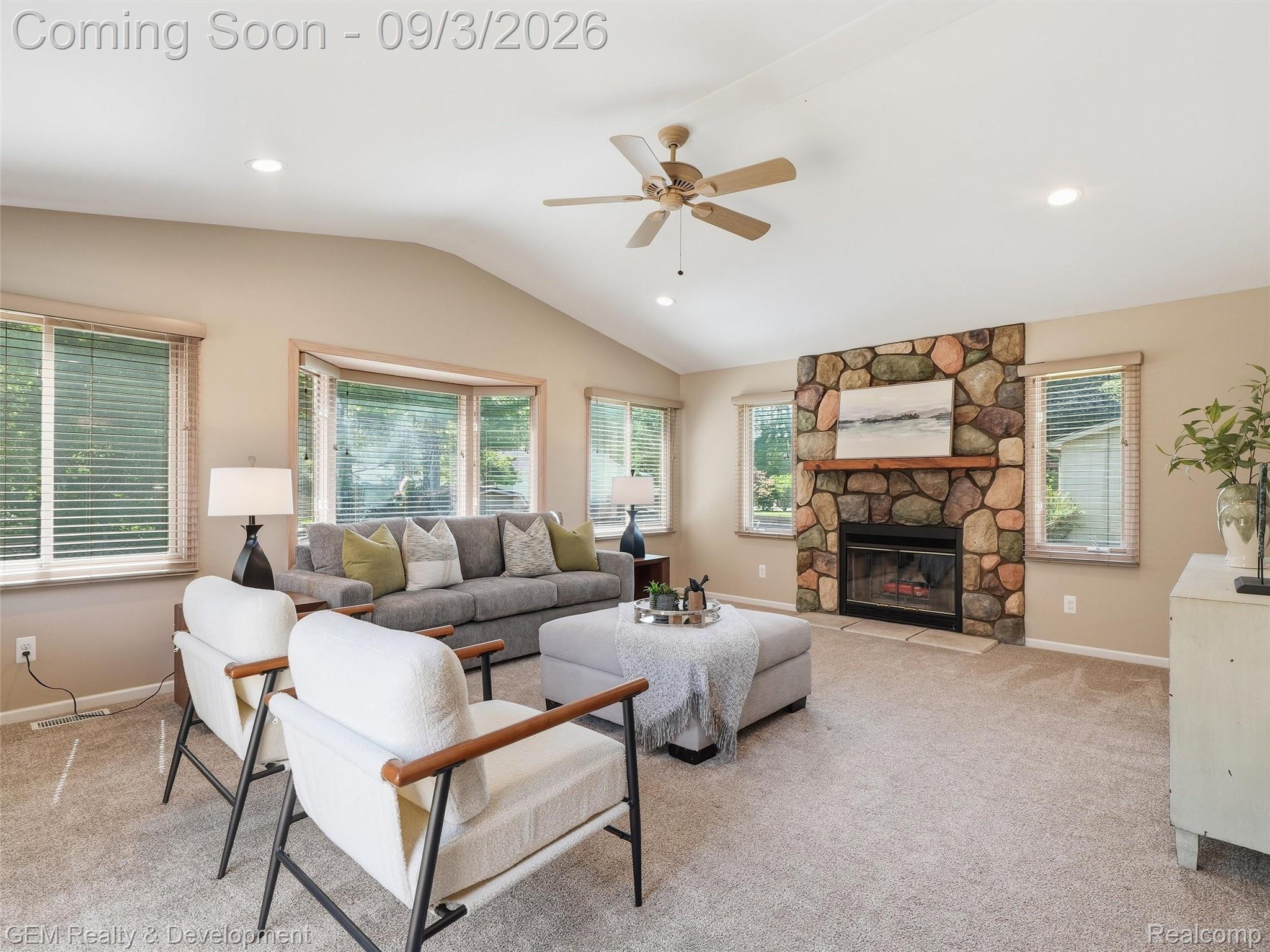 2067 Glen Iris Drive