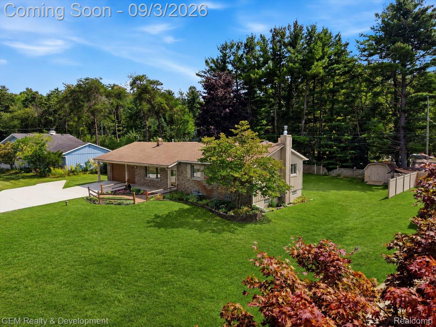 2067 Glen Iris Drive