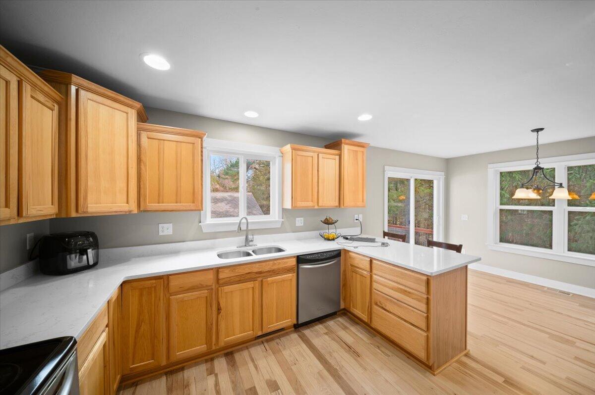 863 Cedar Woods Trail