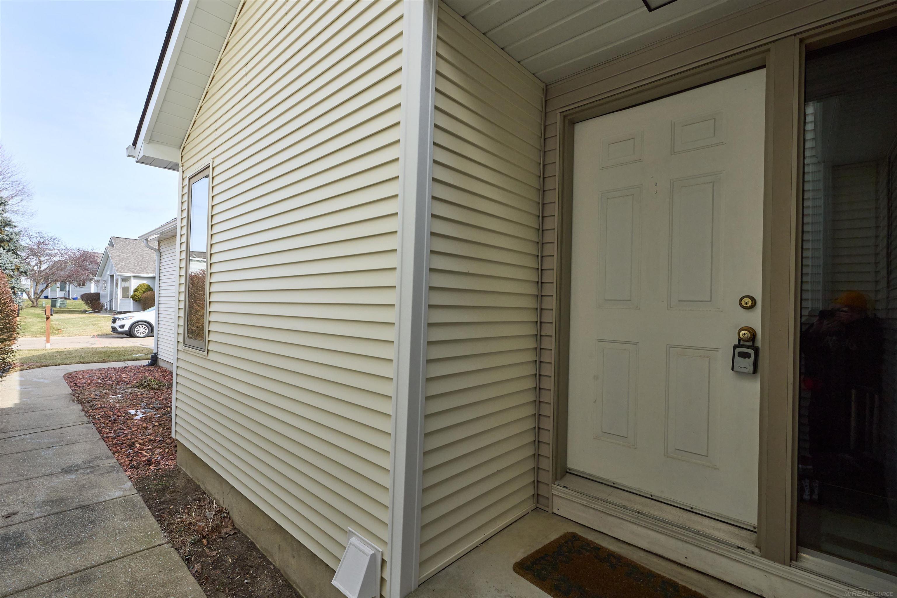 1084 Linda Drive