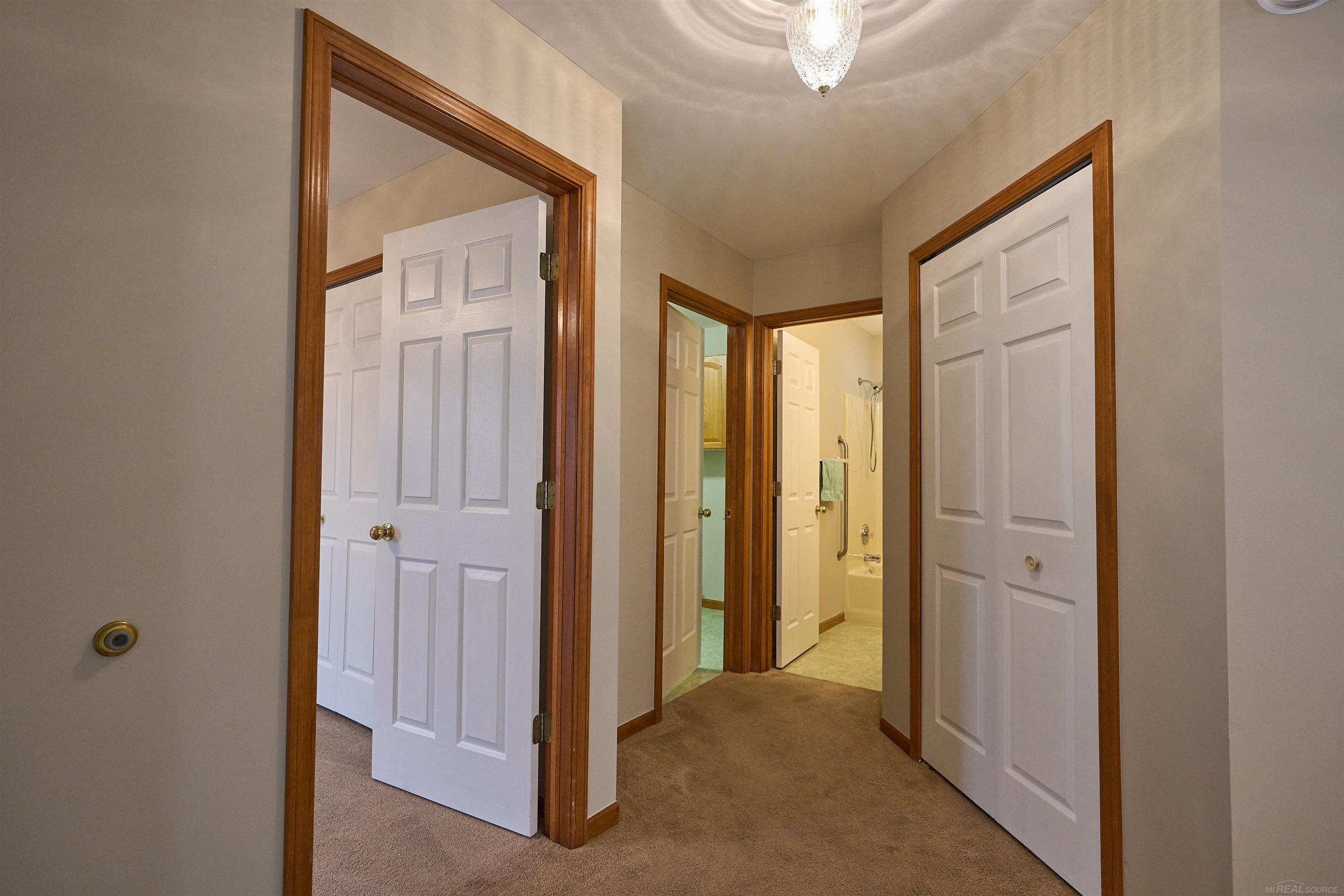 1084 Linda Drive
