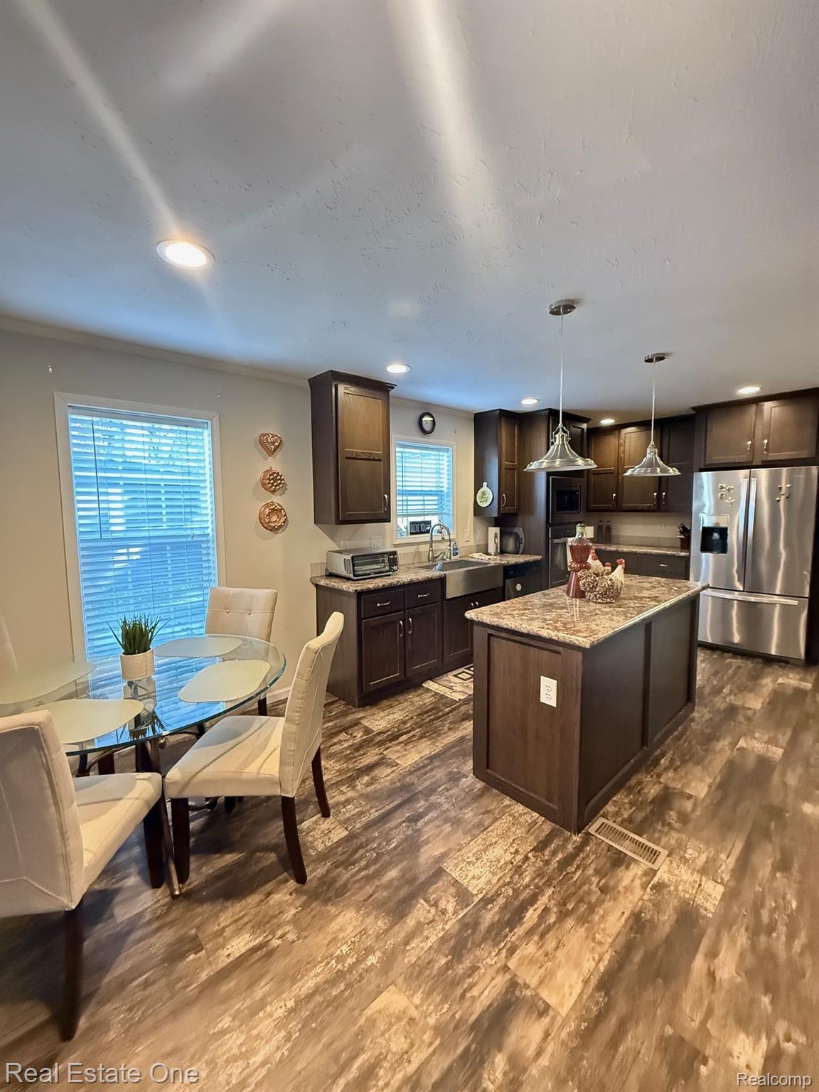 3855 Emerald Park Drive