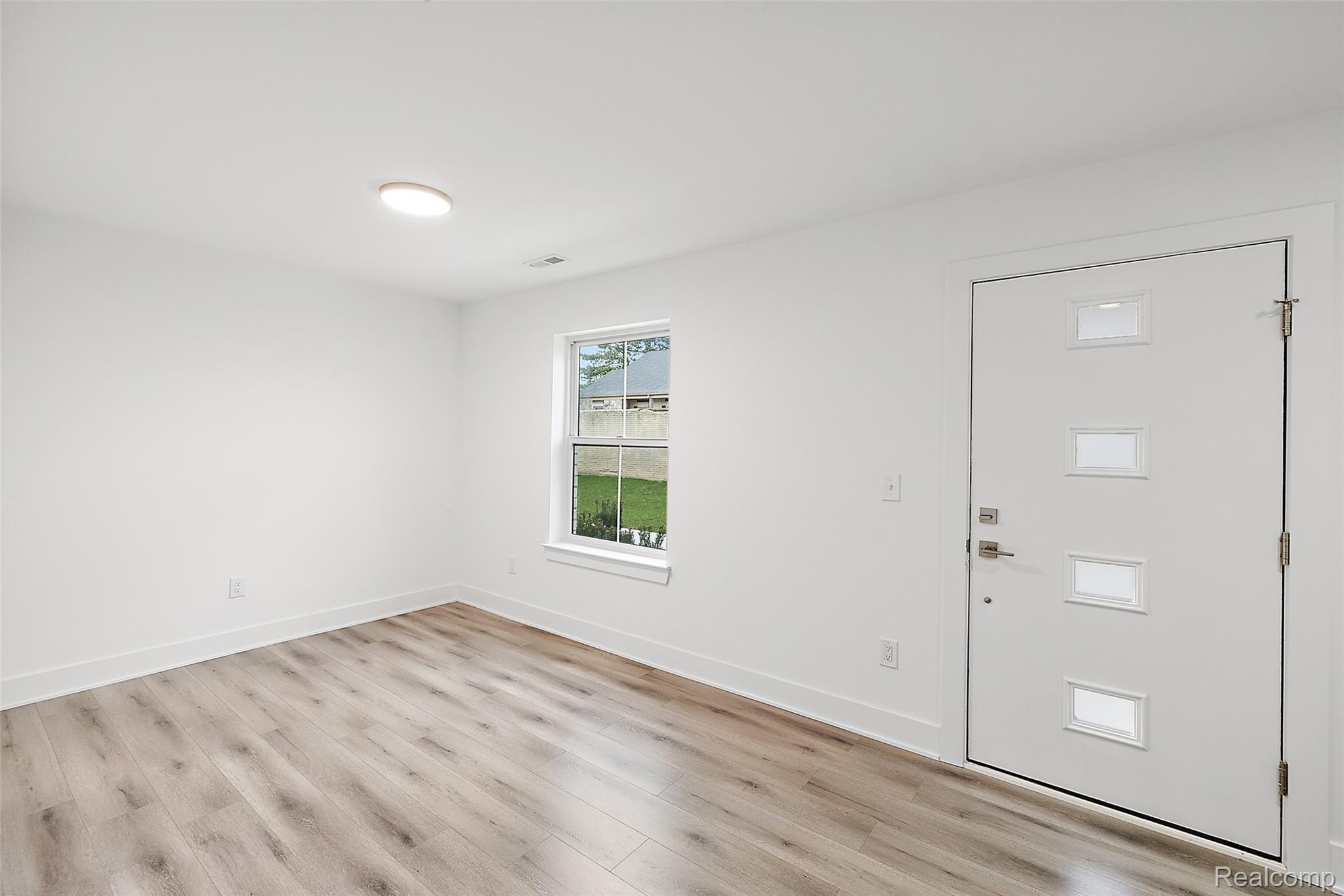 2813 Summers Place