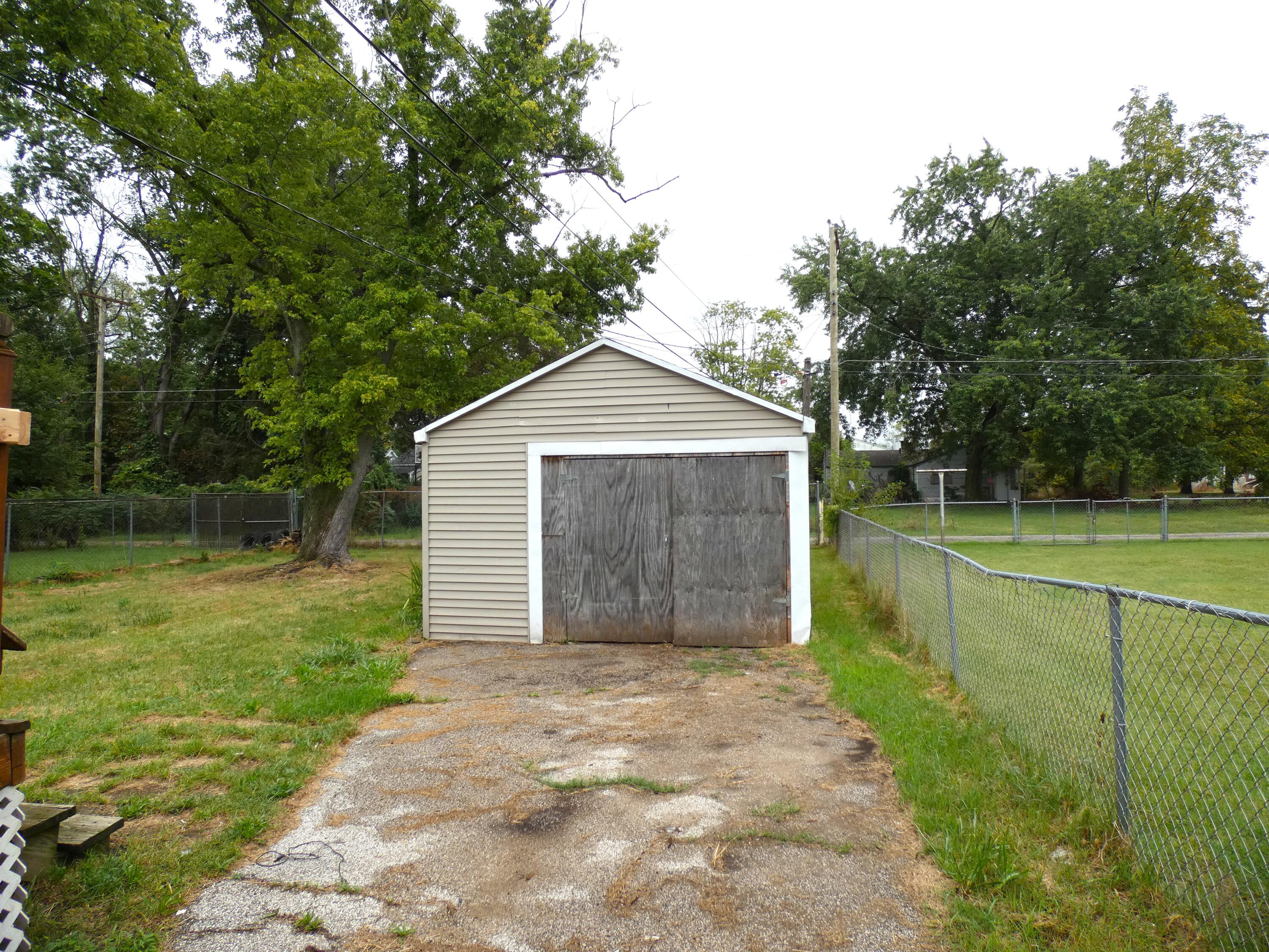 1079 Hurd Avenue