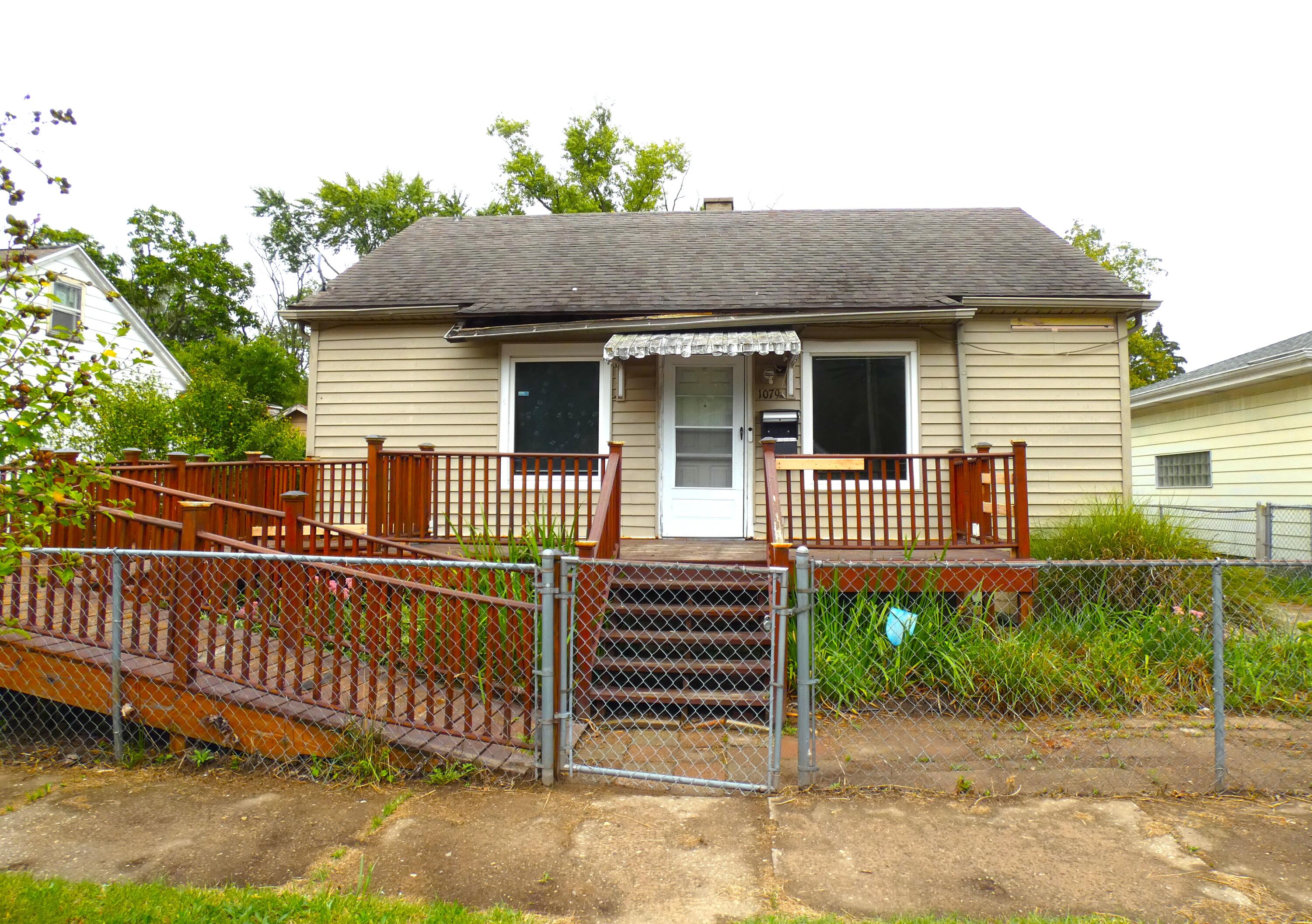 1079 Hurd Avenue
