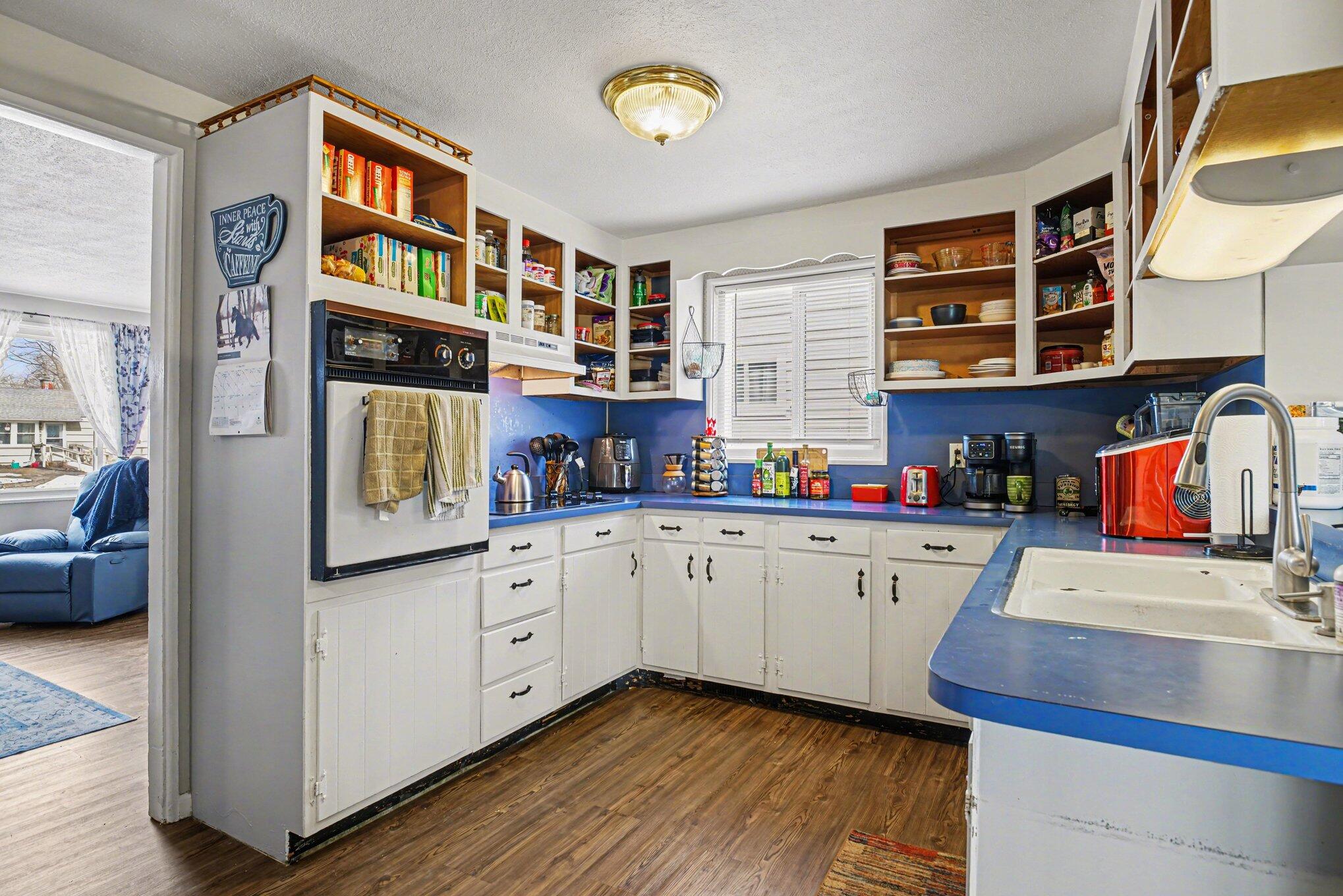 1422 Merrifield Avenue