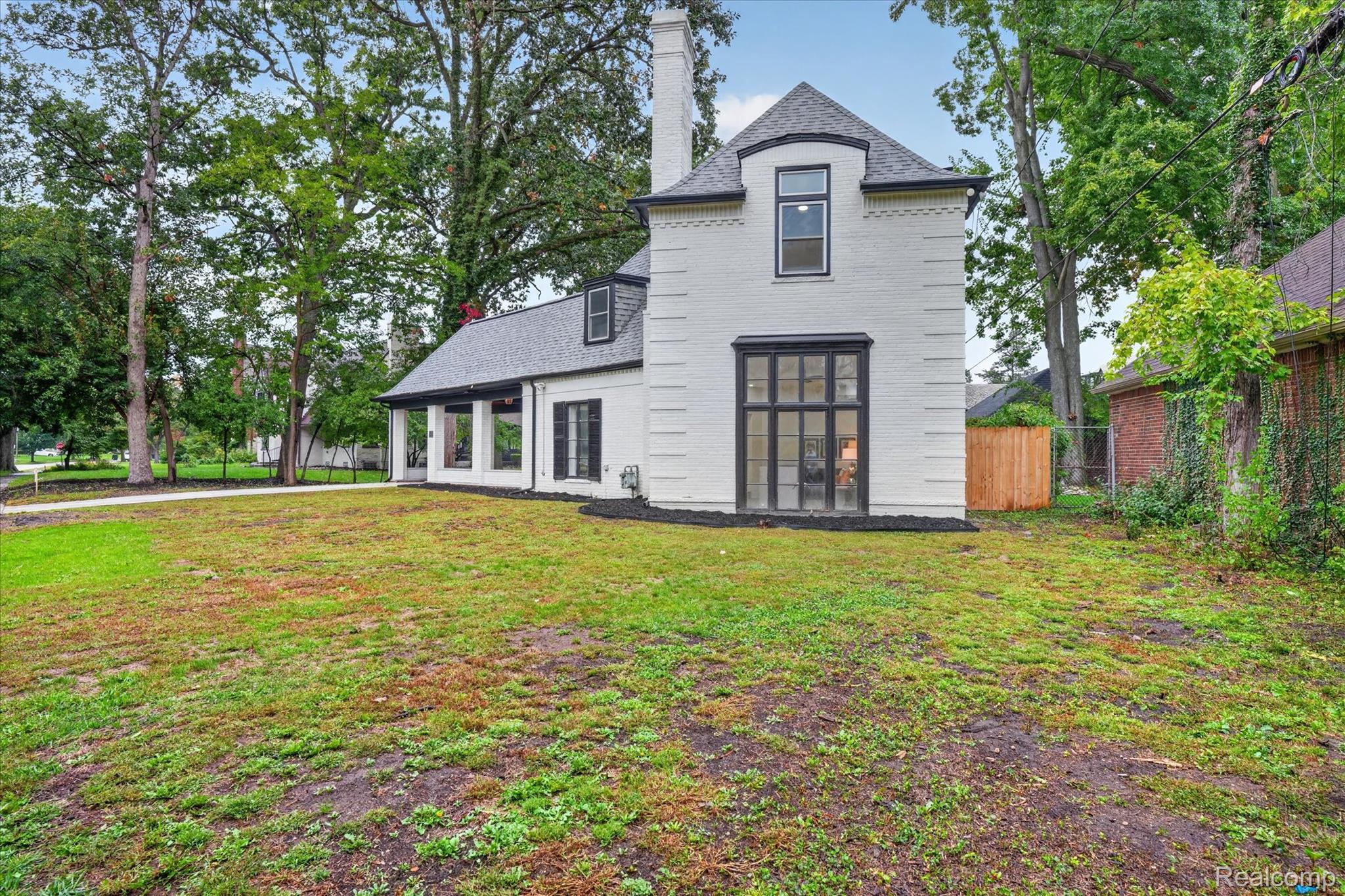 3250 Sherbourne Road
