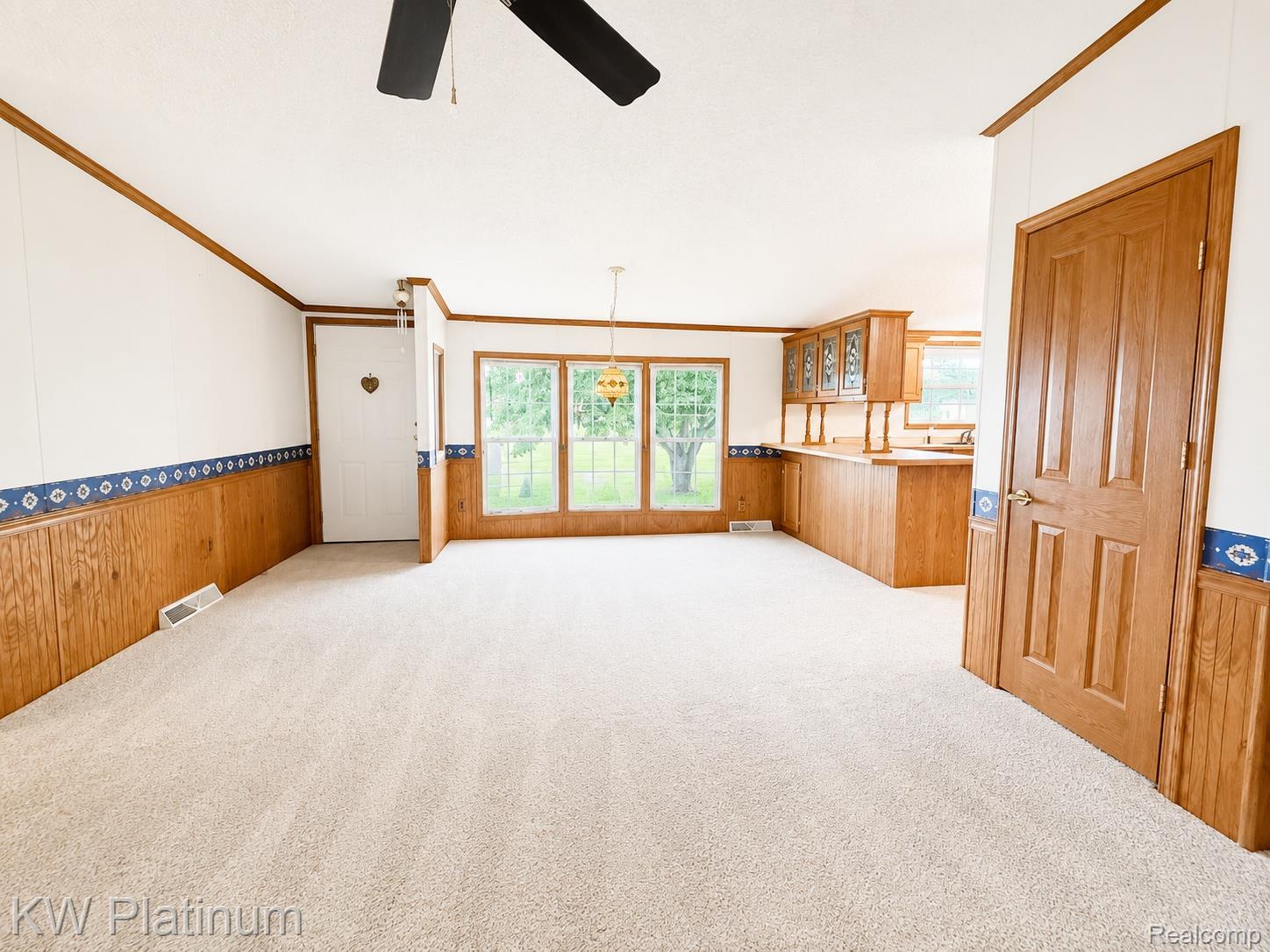 1225 Orchard Lane