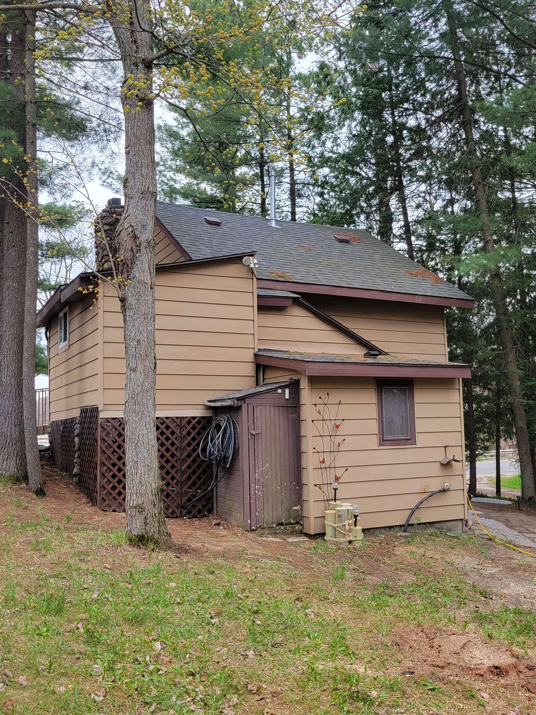 2229 E Townline Lake Road