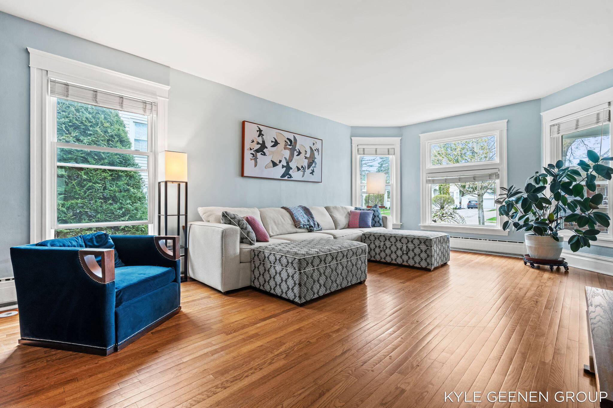 122 E Central Avenue