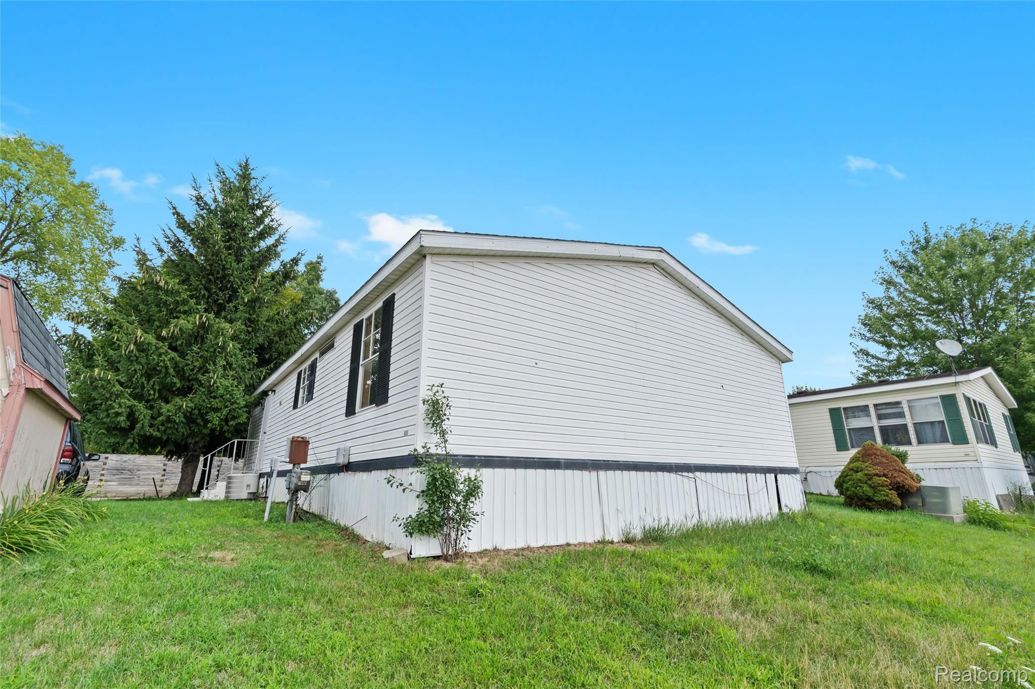 Auburn Hills City, Michigan 48326, United States, 3 Bedrooms Bedrooms, ,2 BathroomsBathrooms,Residential,Active,185545