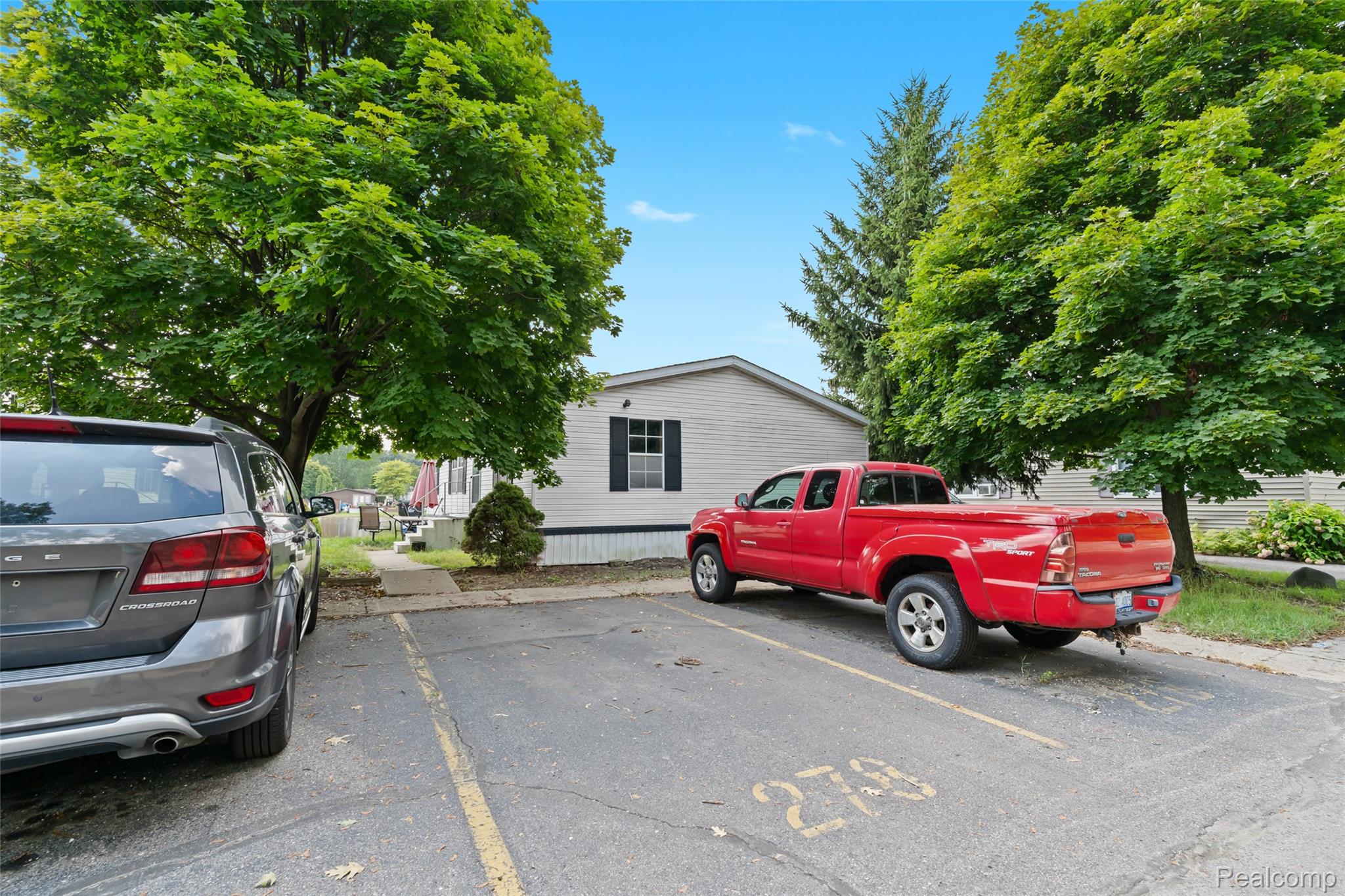 Auburn Hills City, Michigan 48326, United States, 3 Bedrooms Bedrooms, ,2 BathroomsBathrooms,Residential,Active,185545