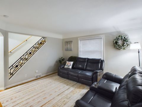 A home in RosevilleCity_Macomb