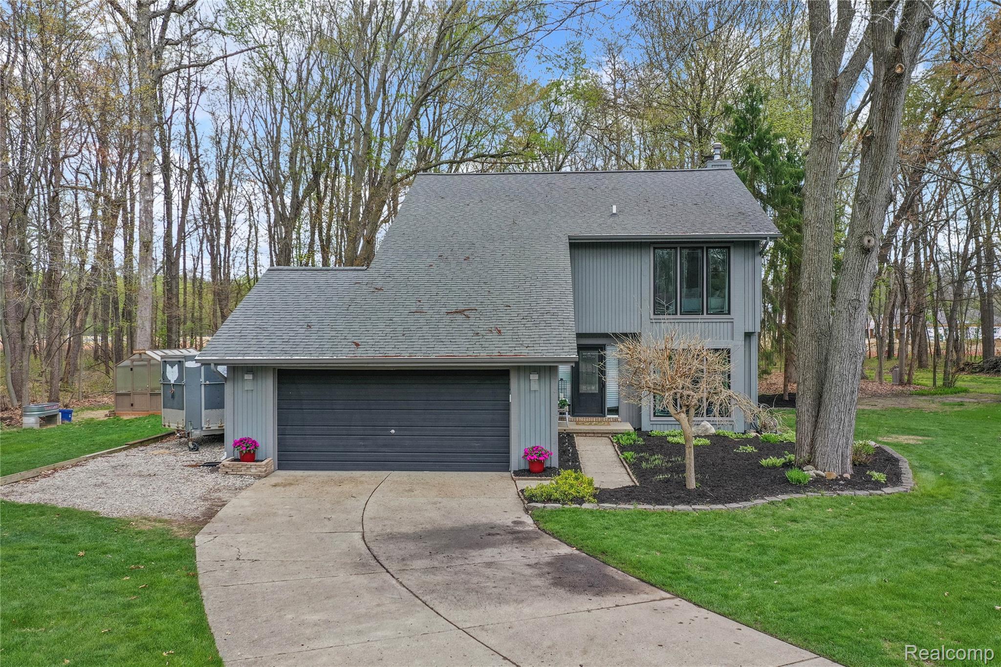961 Cedar Oaks Trail