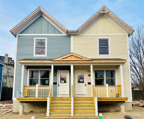 Tiny photo for 371 Dorsey Avenue Street #32, Ypsilanti, MI 48198 (MLS # 20261014625)