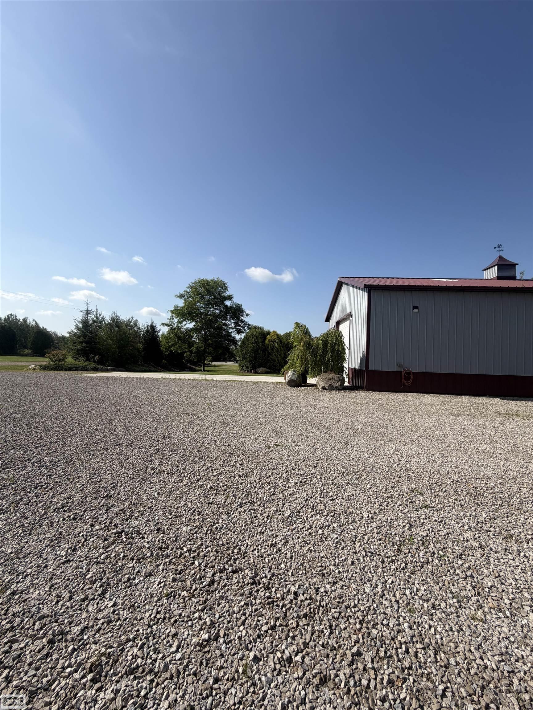 4453 Lone Oak Drive