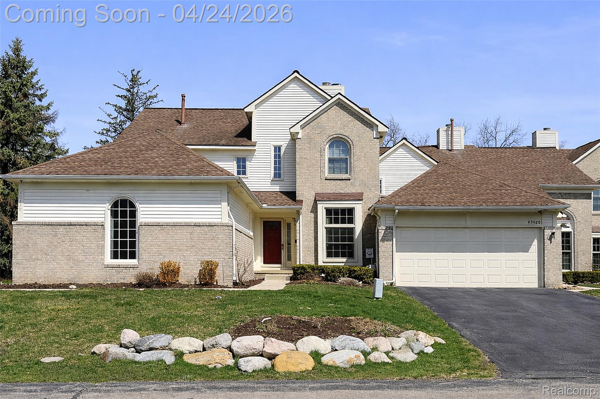 43470 Algonquin Drive