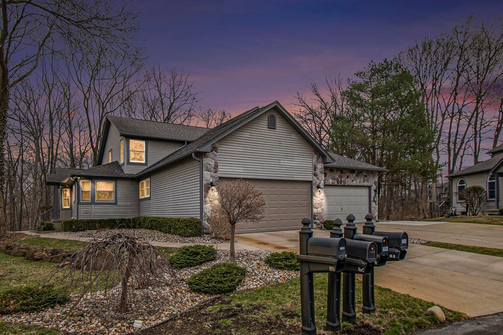2354 GOLDEN POND