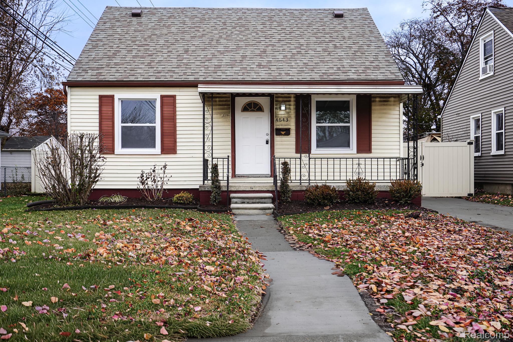 4643 S Hubbard Street
