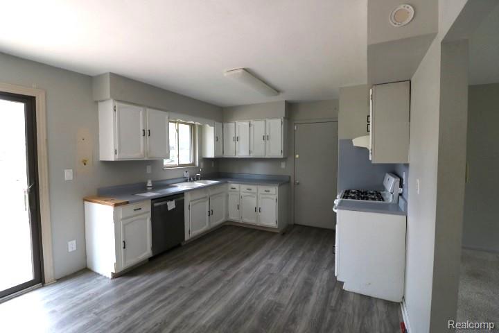 1440 E Sawdust Corners Road