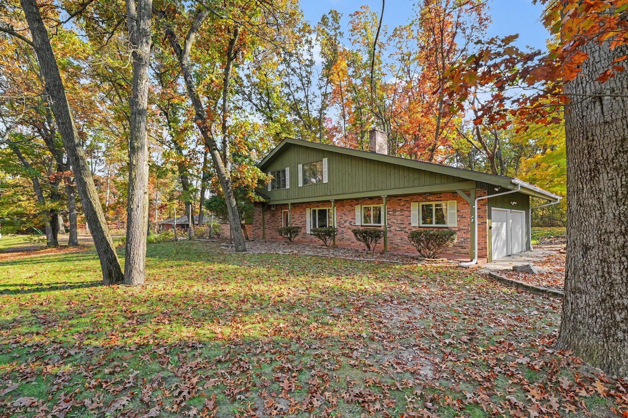 204 Knoll Drive