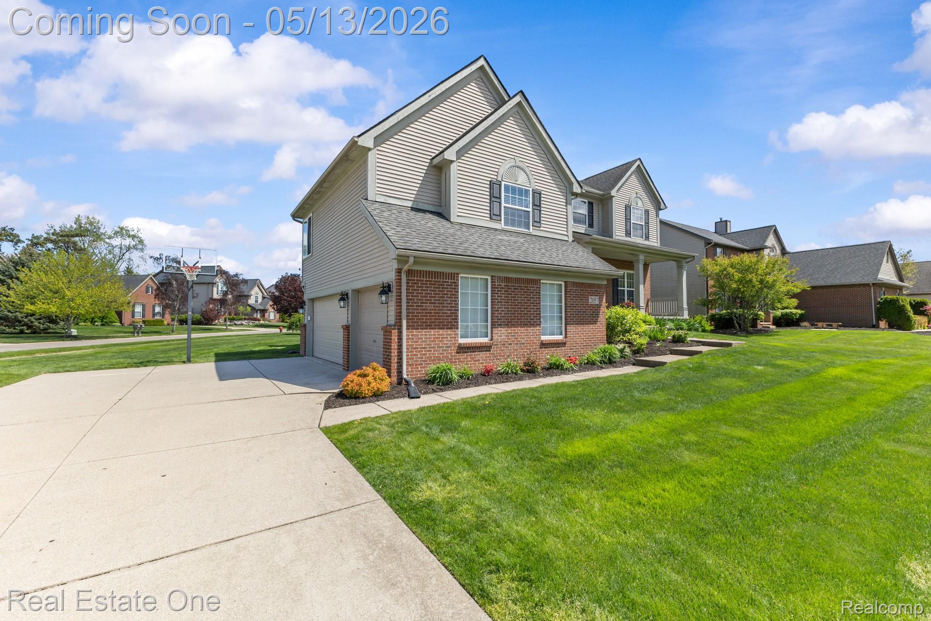 2057 Warbler Court