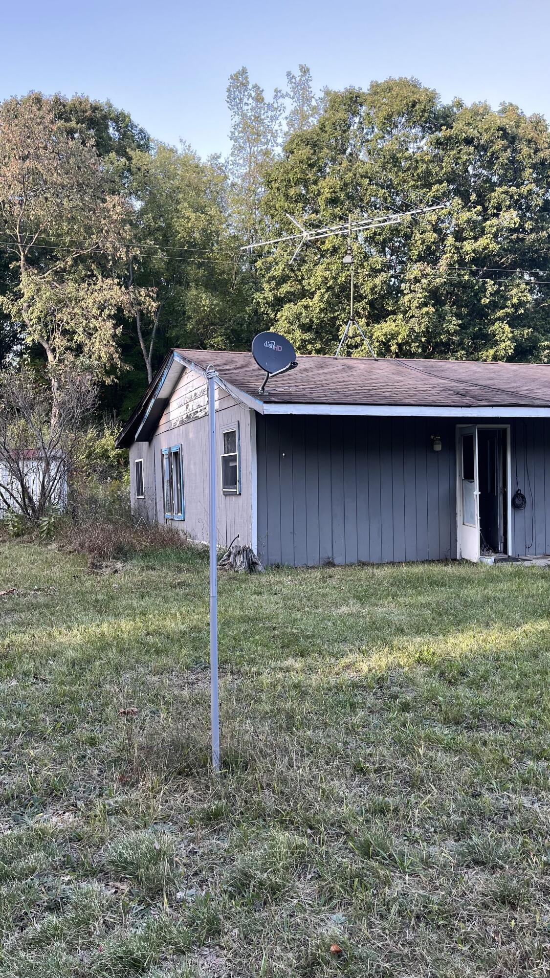2694 W Clarence Road