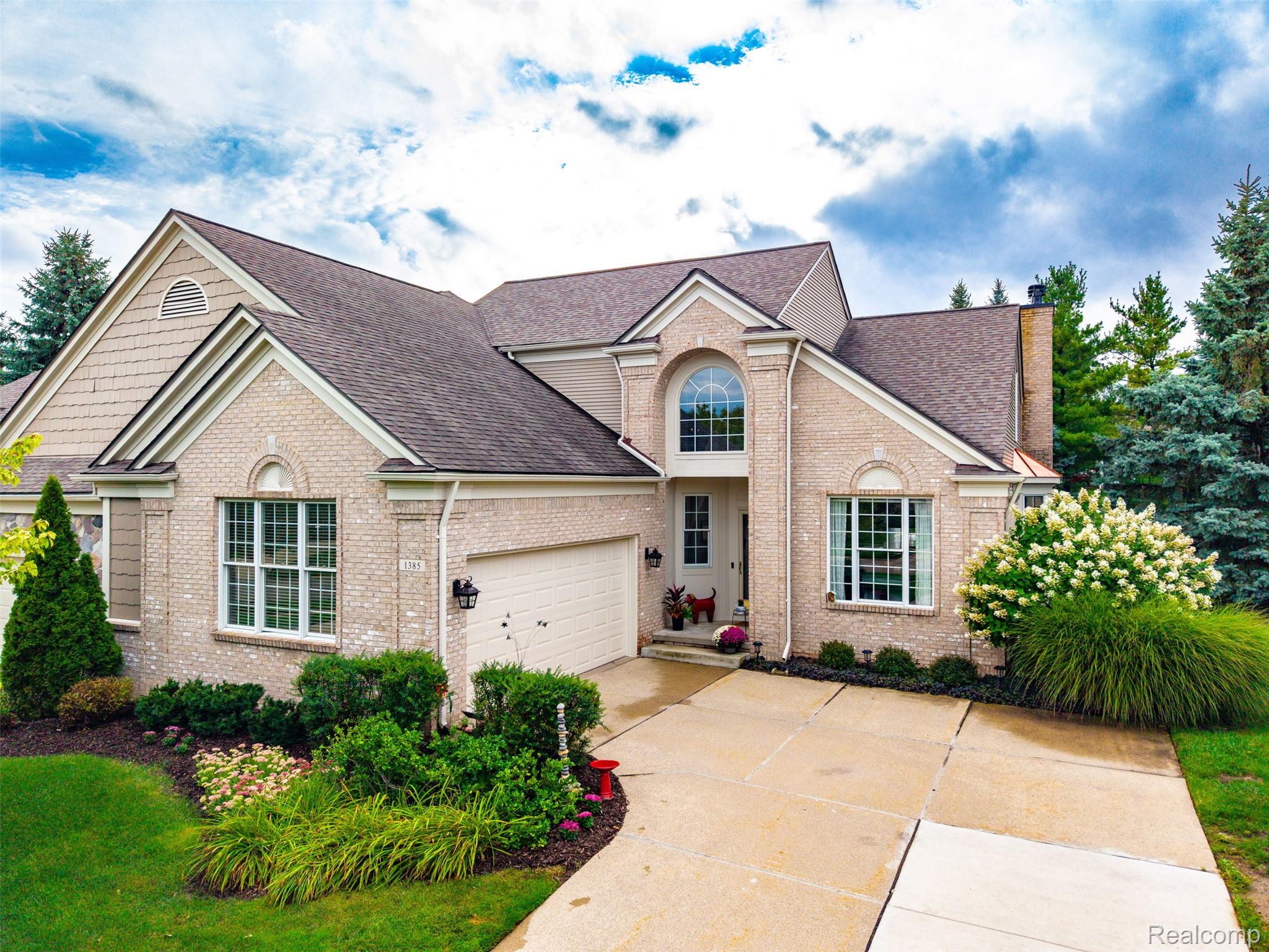 1385 Copper Circle