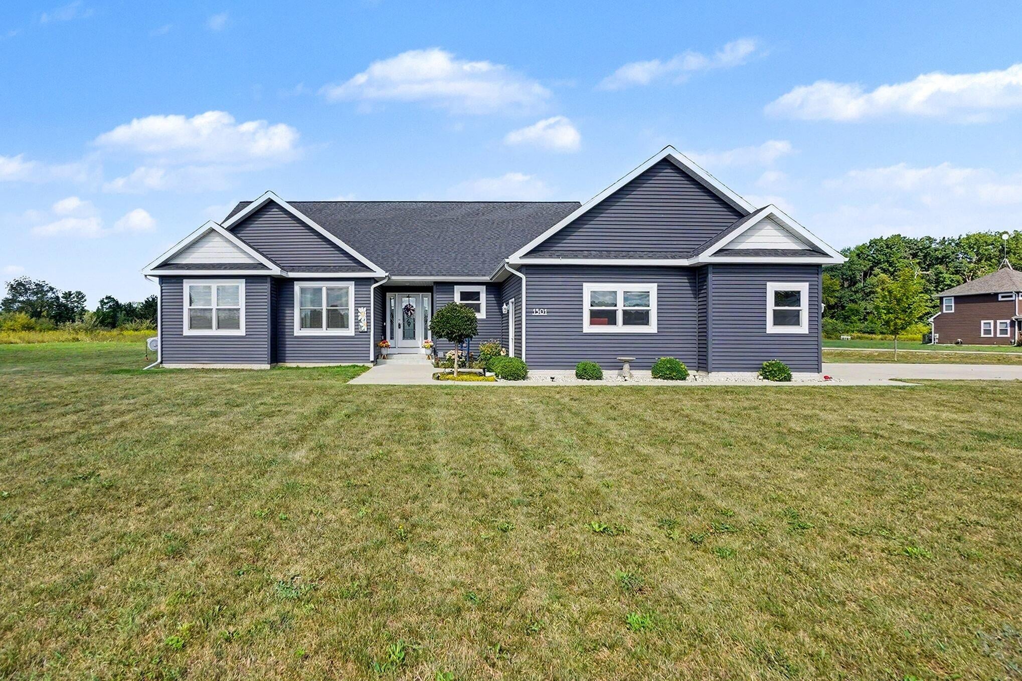 1501 Whitepine Court