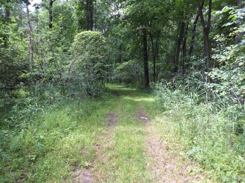 2040 & 2036 & 2160 Golf Course Rd