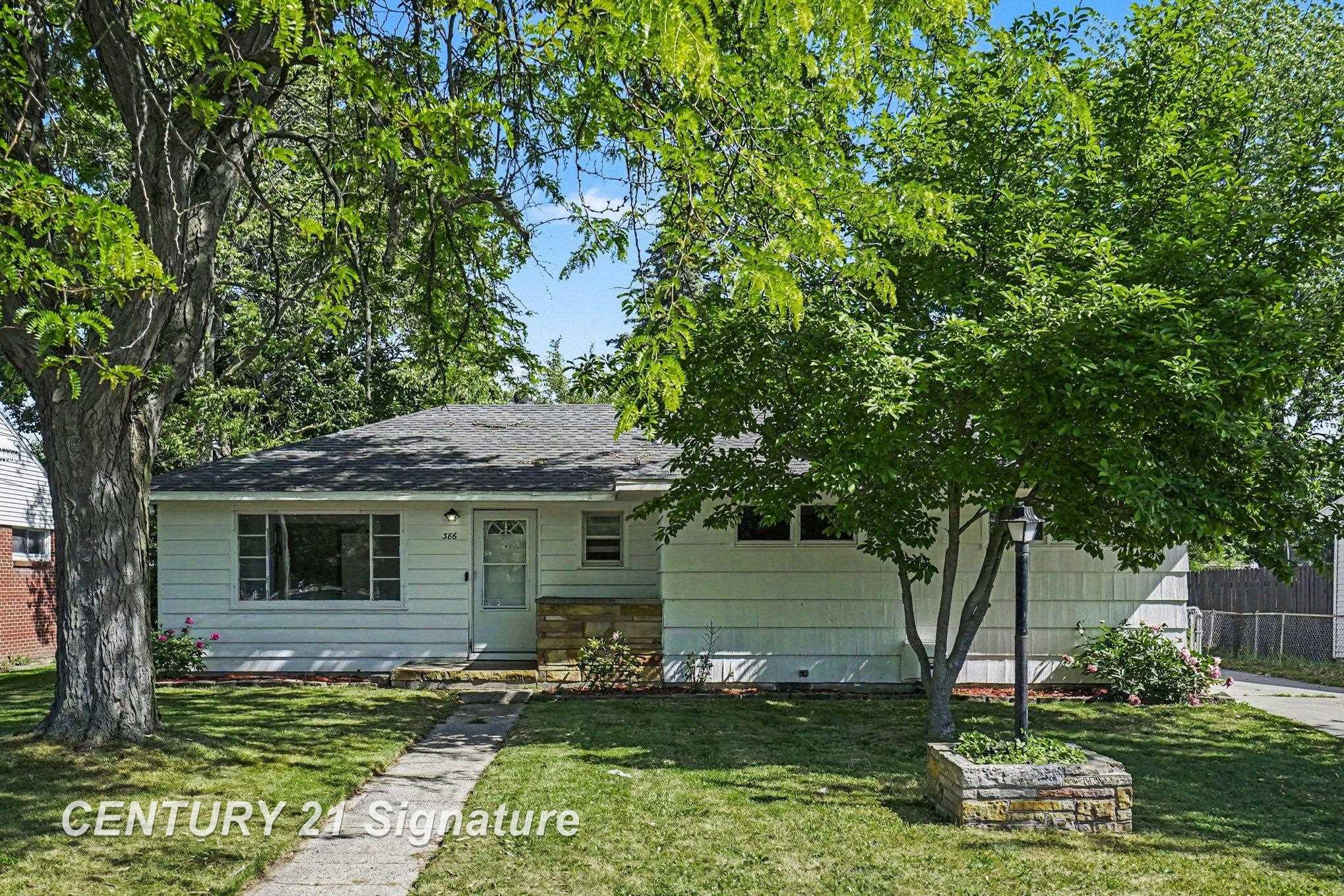386 E Perkins Street