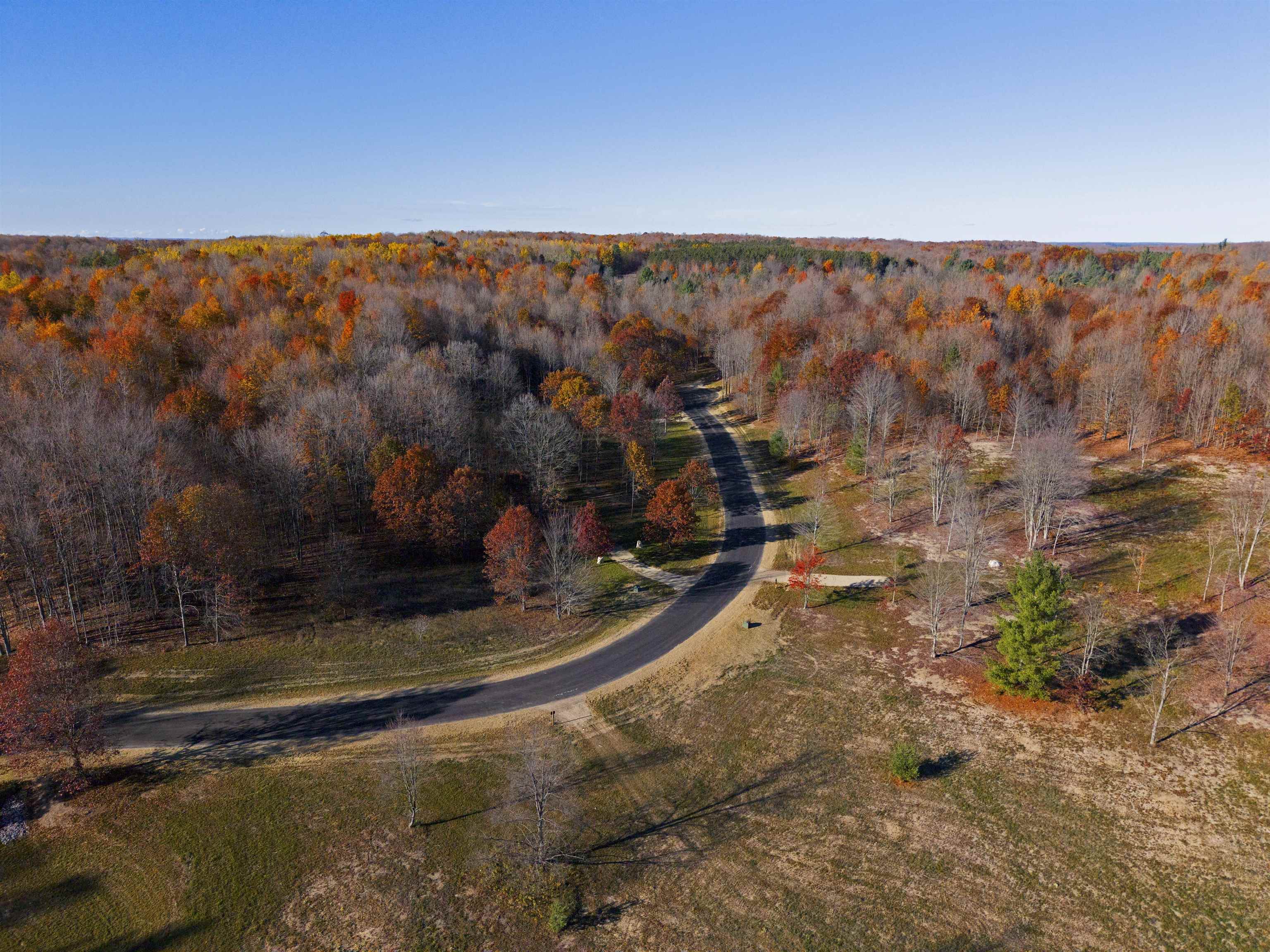 5803 SW Old Oak Trail