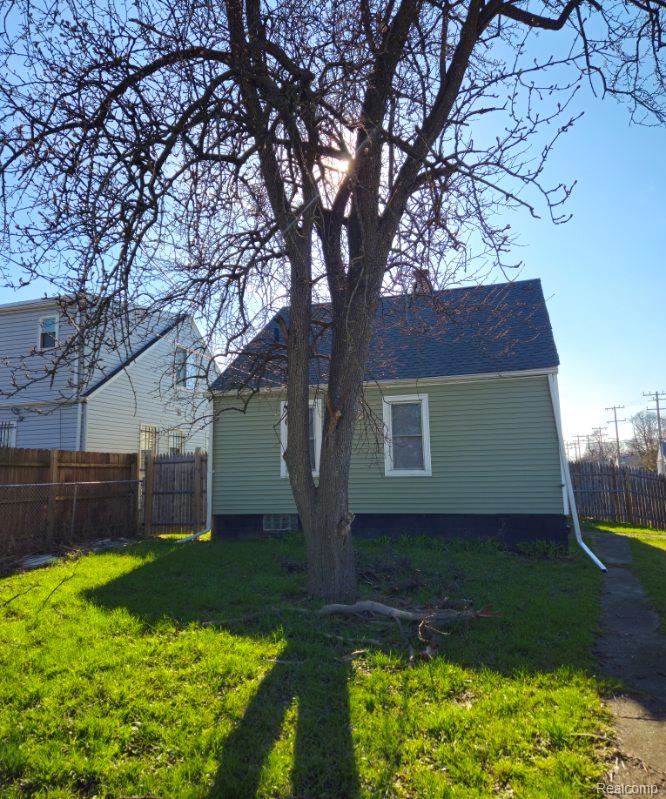 18116 Bloom Street