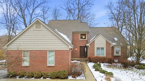 12170 Shaffer Road Springfield Charter Township MI 48350