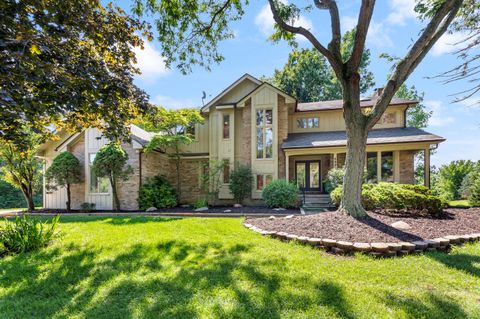 6890 Duchess Court Troy City MI 48098
