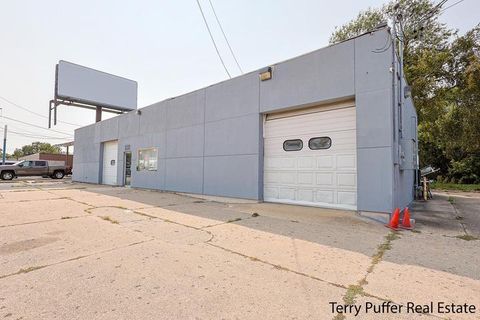 981 S Getty Street Muskegon City MI 49442