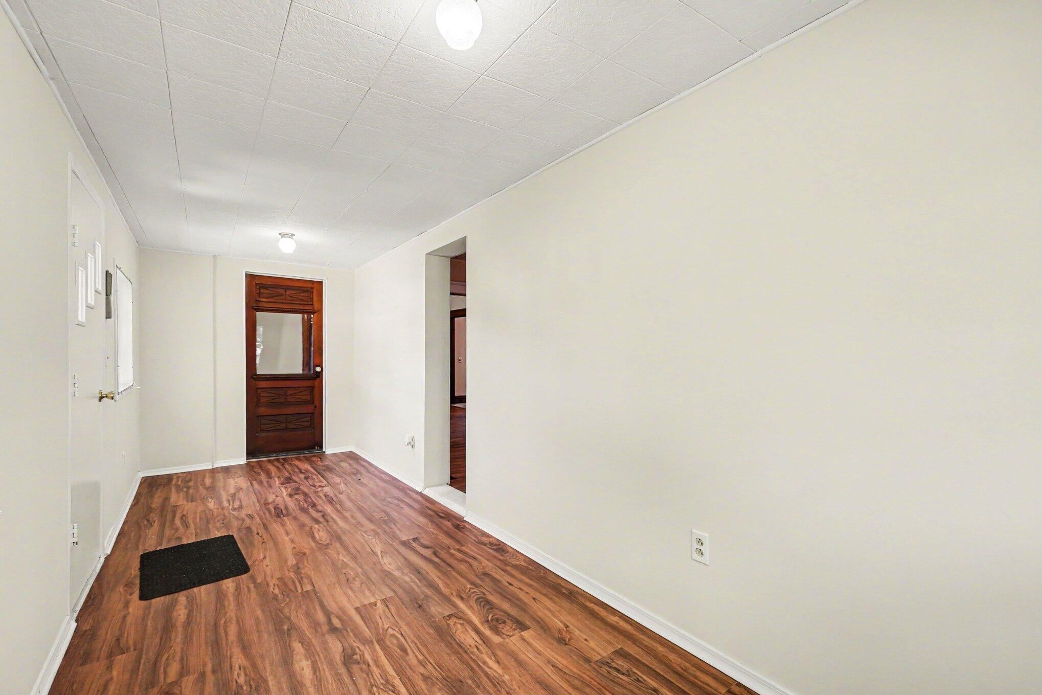 139 N Kalamazoo Avenue