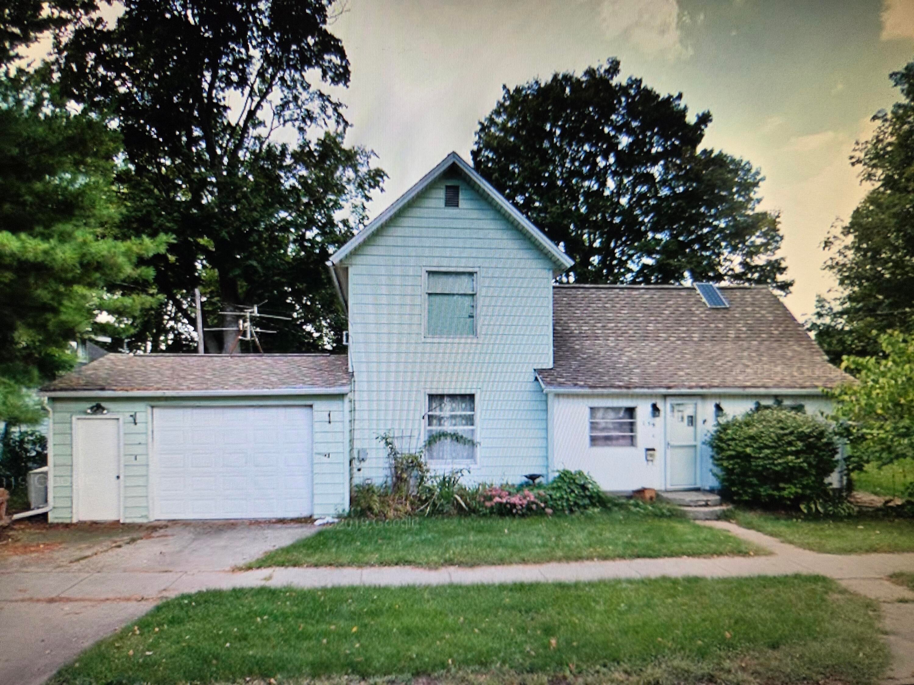 139 N Kalamazoo Avenue