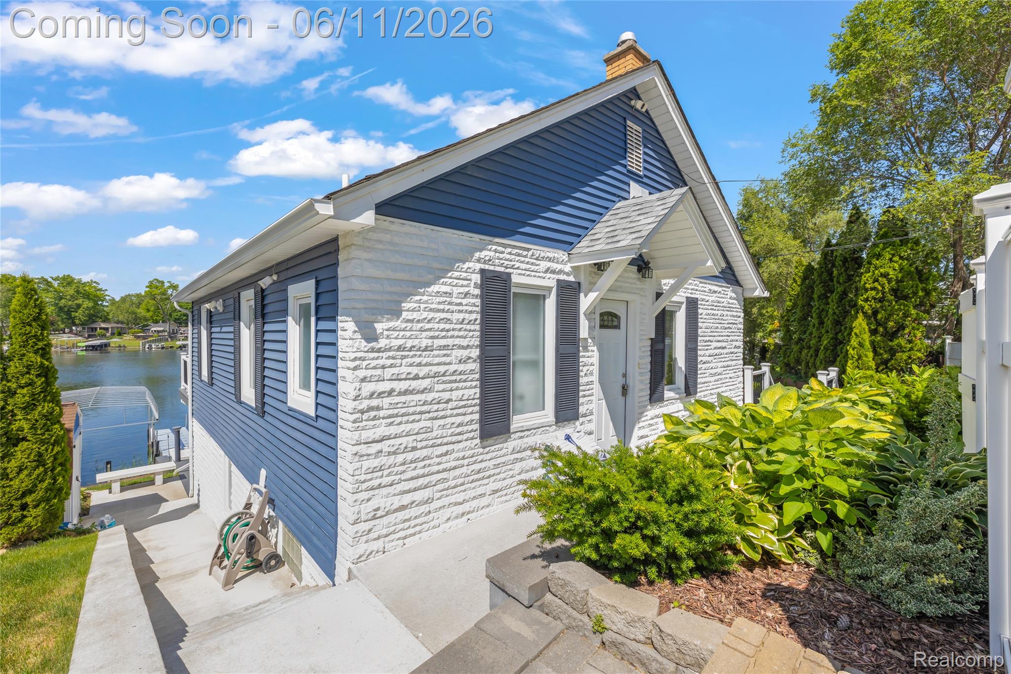 4661 Sashabaw Road