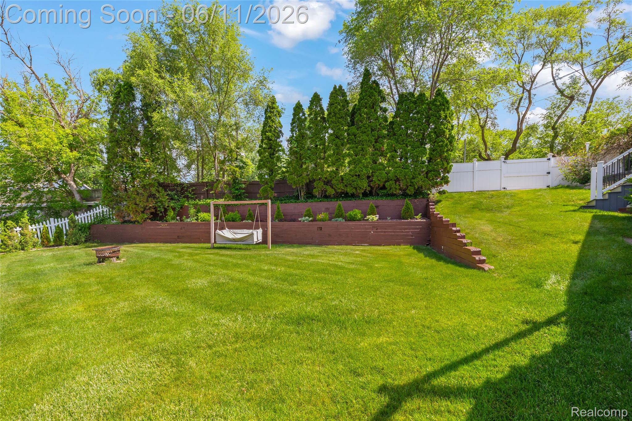 4661 Sashabaw Road