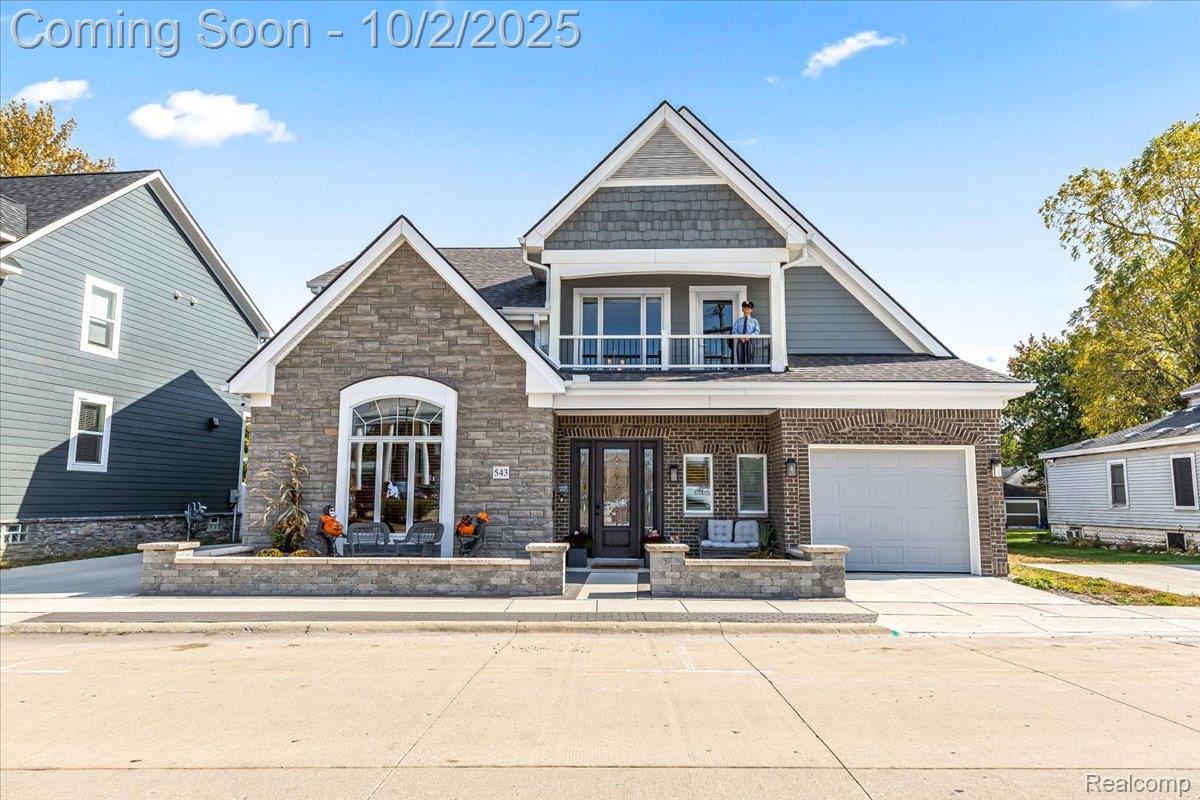 543 Deer Street