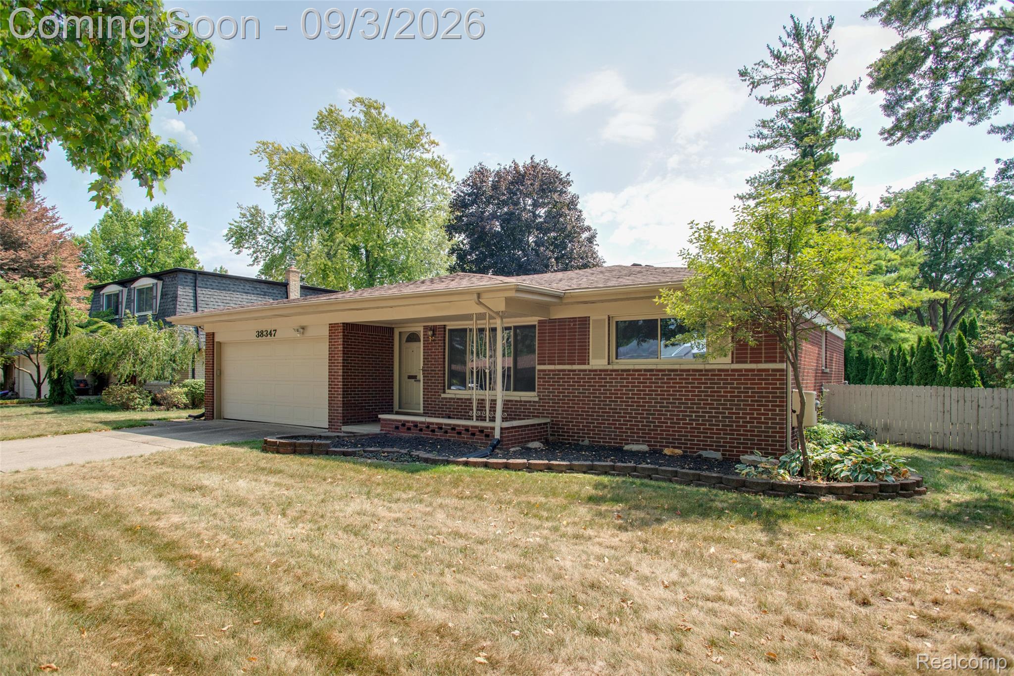 38347 Roycroft Court