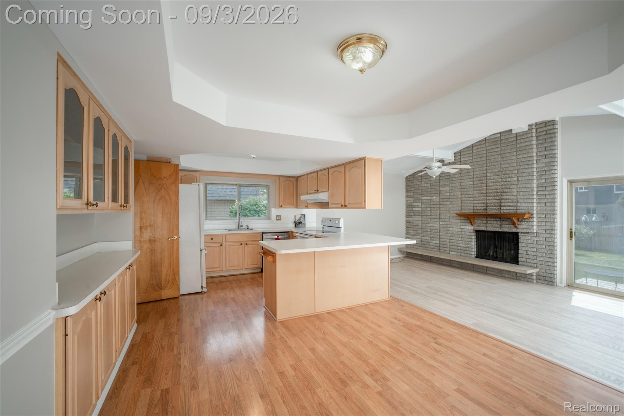 38347 Roycroft Court