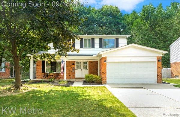 1588 OAKCREST DR, TROY, MI 48083 - Image 4166c3c2ebb4ff2ee0d78a1dce116cde/2232447276