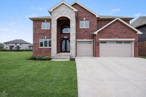 Photo of 19319 Hamlin Lake Street, Macomb Township, MI 48044 (MLS # 58050201159)