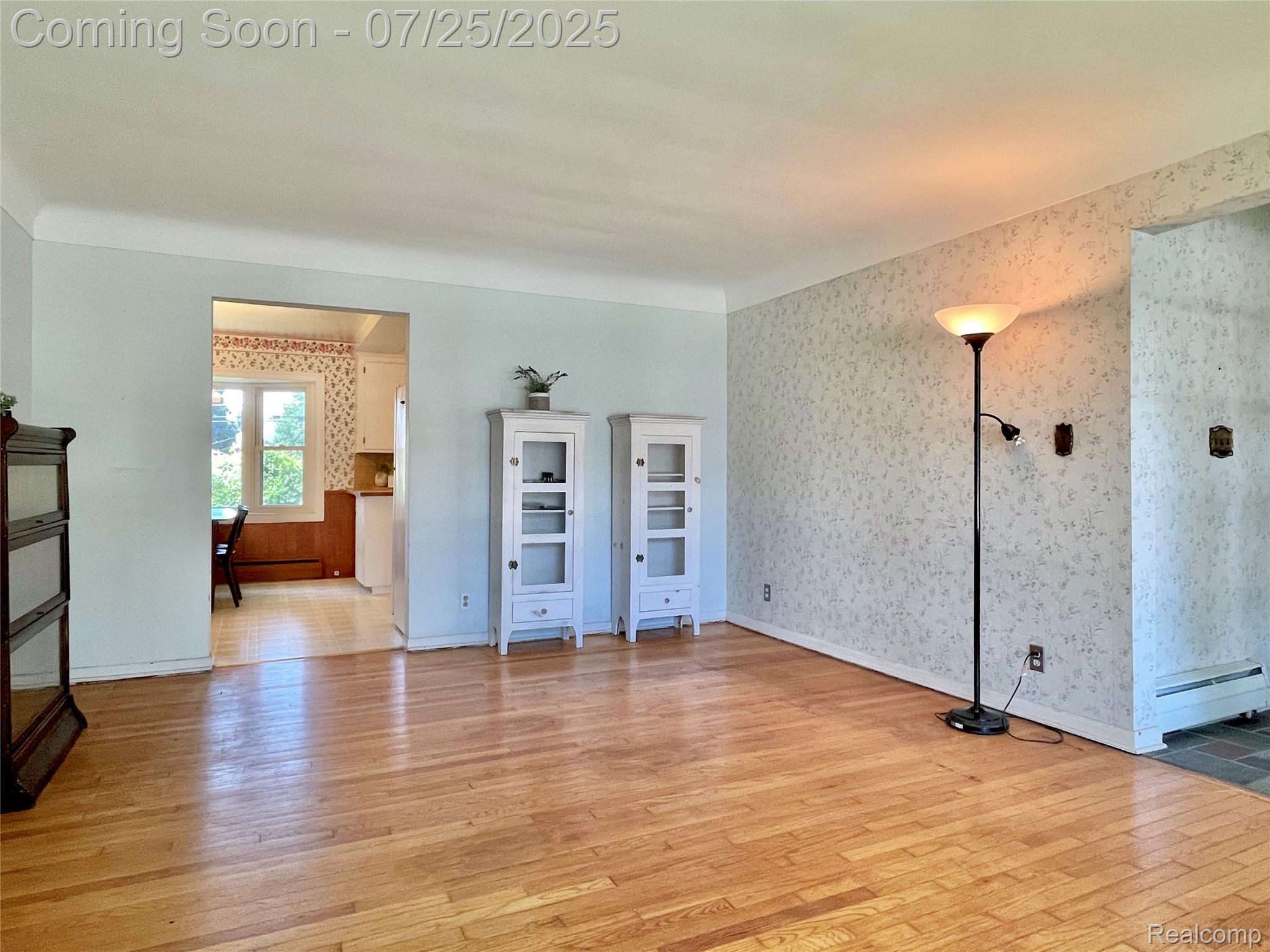 Clinton Charter Township, Michigan 48036, United States, 3 Bedrooms Bedrooms, ,2 BathroomsBathrooms,Residential,Active,178524