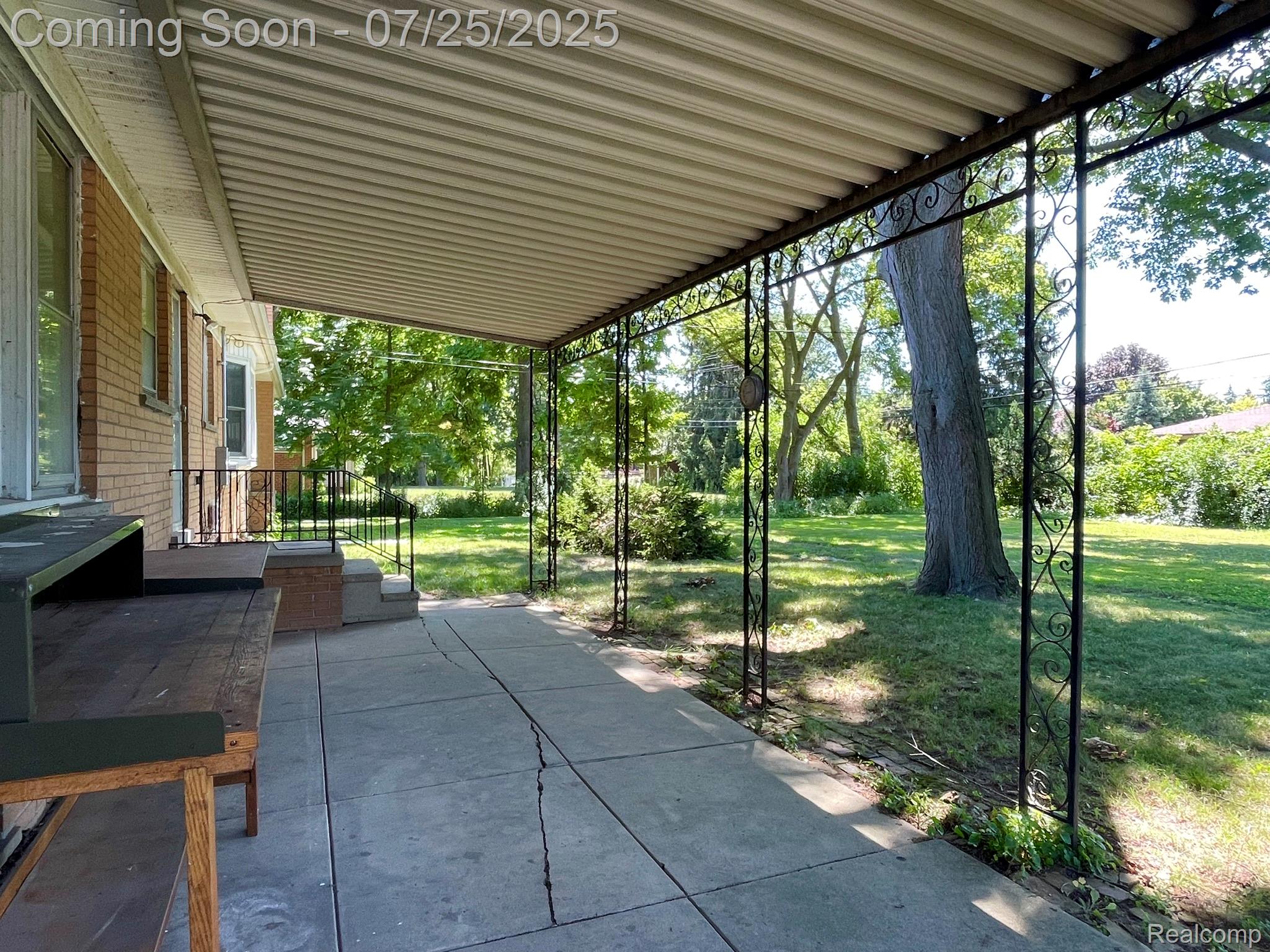 Clinton Charter Township, Michigan 48036, United States, 3 Bedrooms Bedrooms, ,2 BathroomsBathrooms,Residential,Active,178524