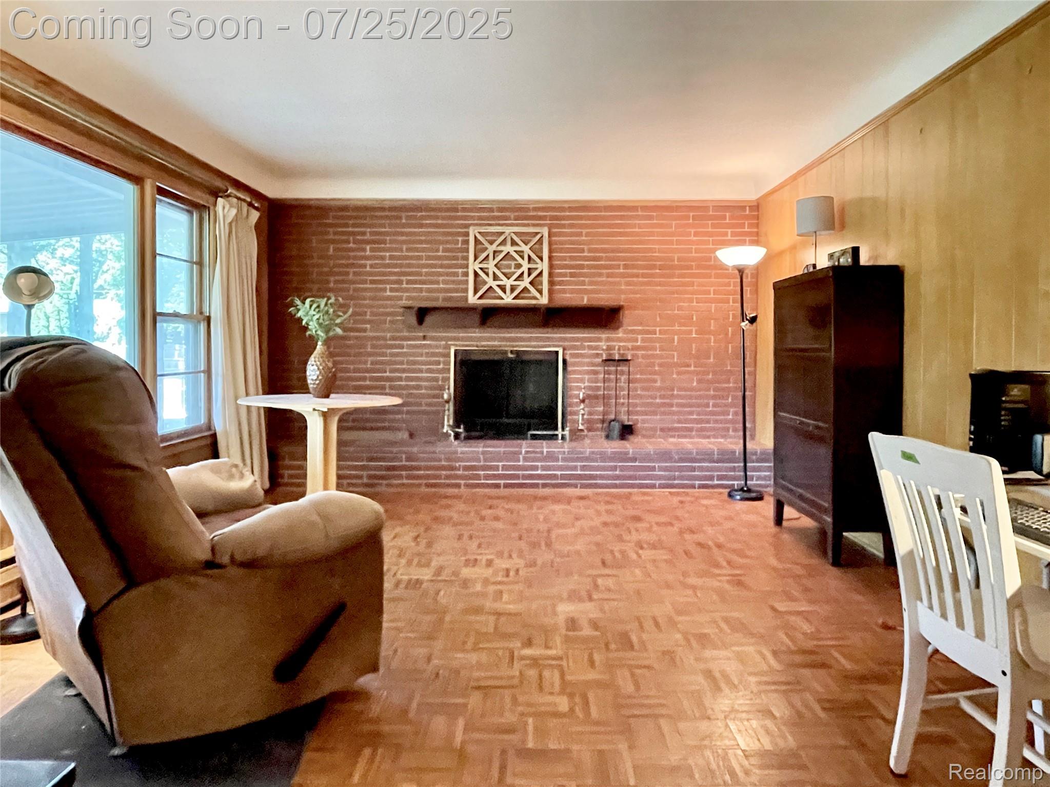 Clinton Charter Township, Michigan 48036, United States, 3 Bedrooms Bedrooms, ,2 BathroomsBathrooms,Residential,Active,178524
