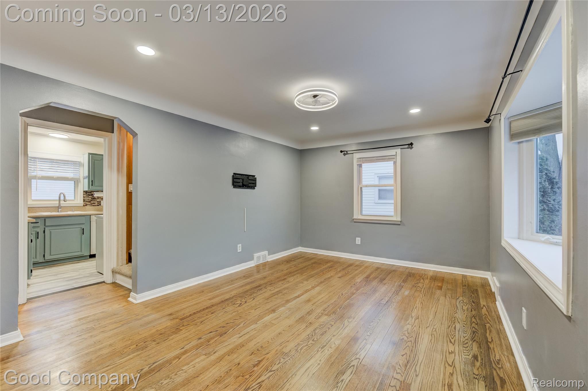 706 N Vermont Avenue