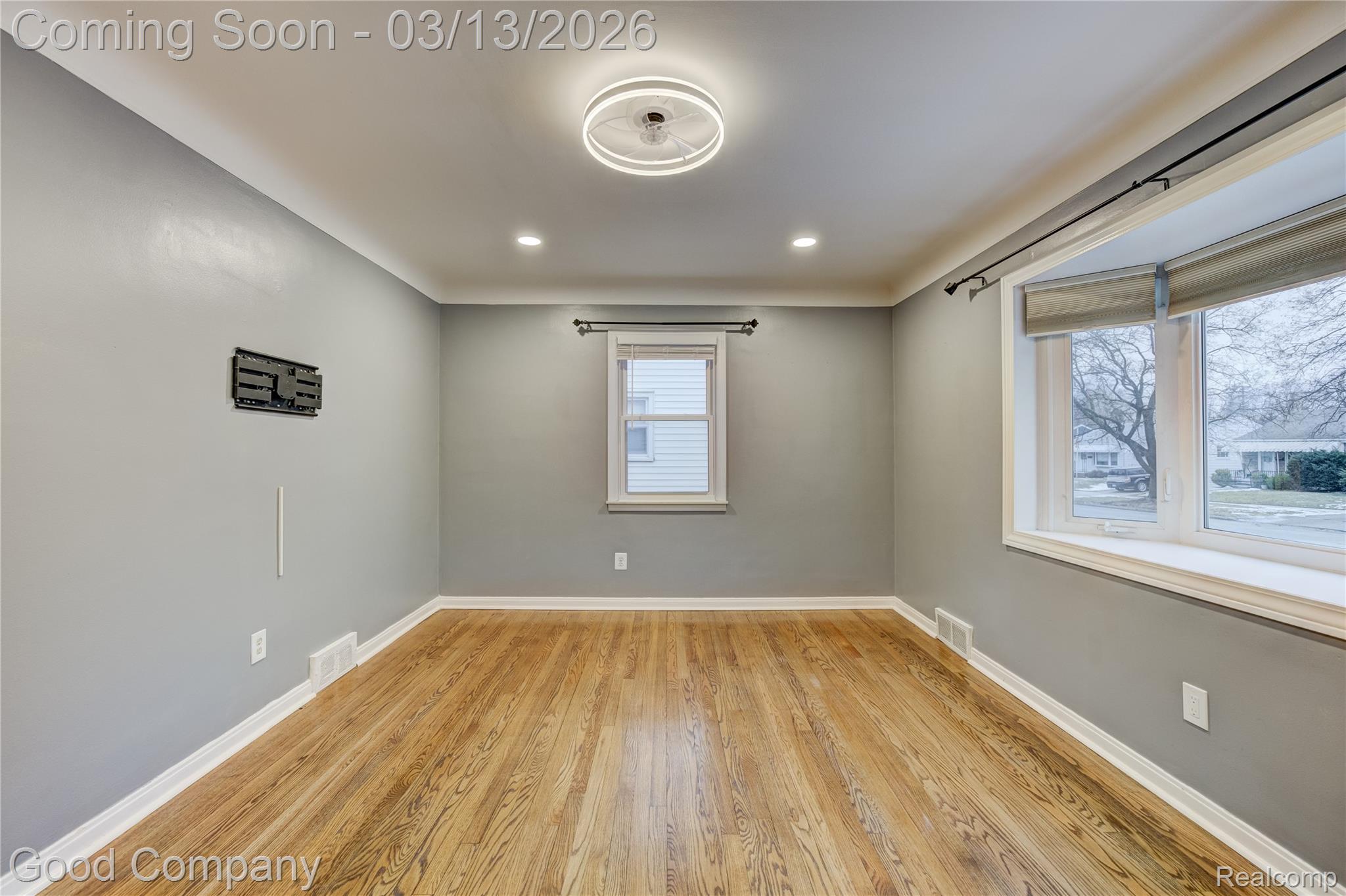 706 N Vermont Avenue